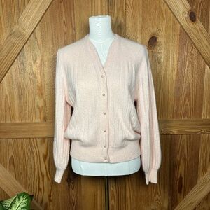 Vintage 70s Cottagecore Natural Lambswool Angora Cardigan Sweater | Pearl Button
